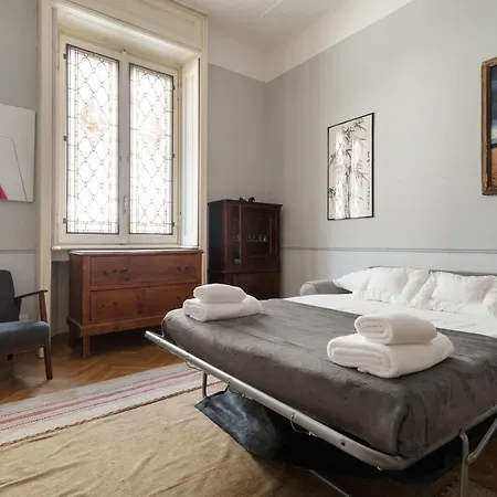 Guesthost - Spacious X6 Steps From Mm4 דירה