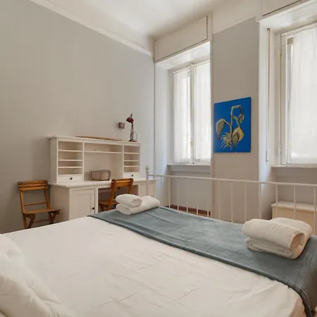 דירה Guesthost - Spacious X6 Steps From Mm4 *